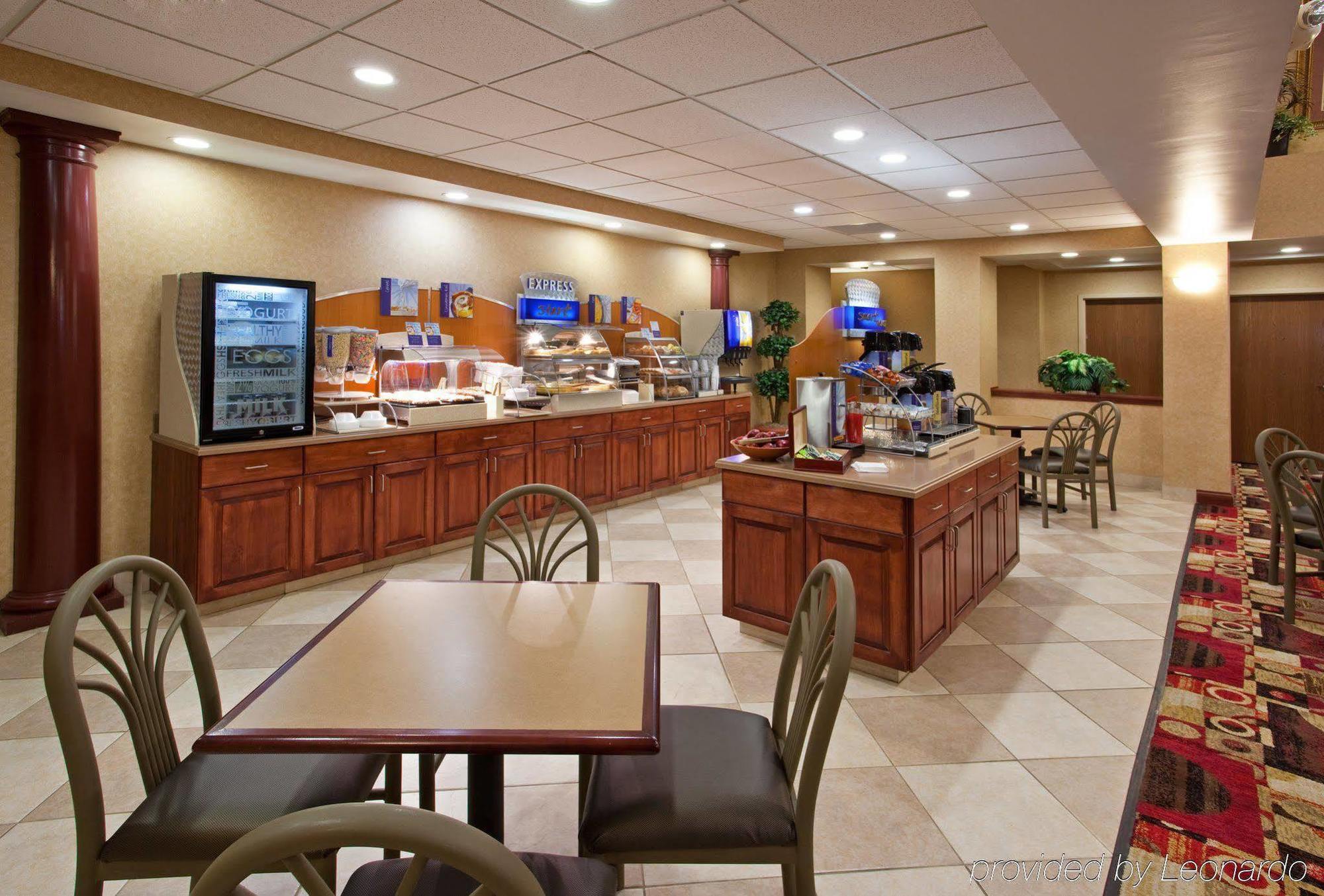 Holiday Inn Express Hotel & Suites Bowling Green By Ihg Étterem fotó